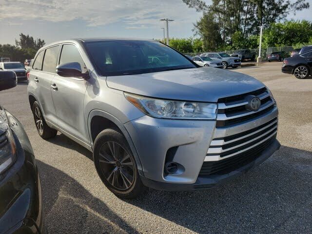 2018 TOYOTA Highlander