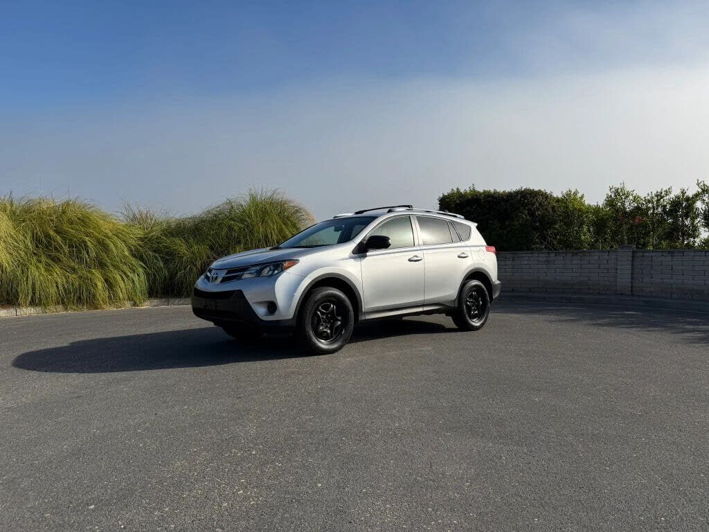 2014 TOYOTA RAV4