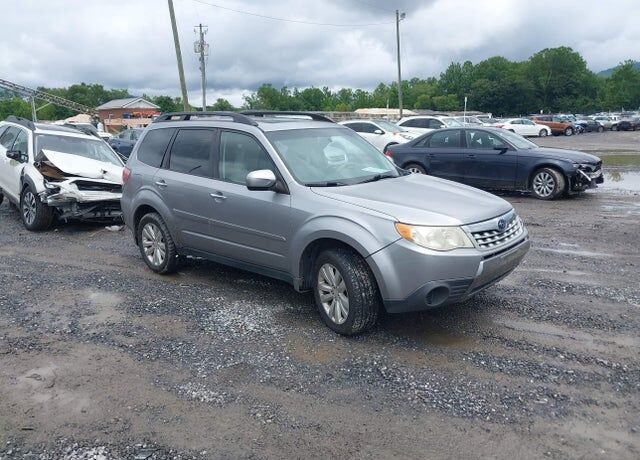 2011 SUBARU Forester