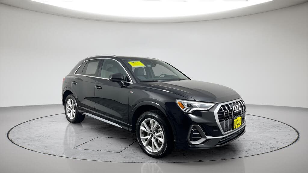 2023 AUDI Q3