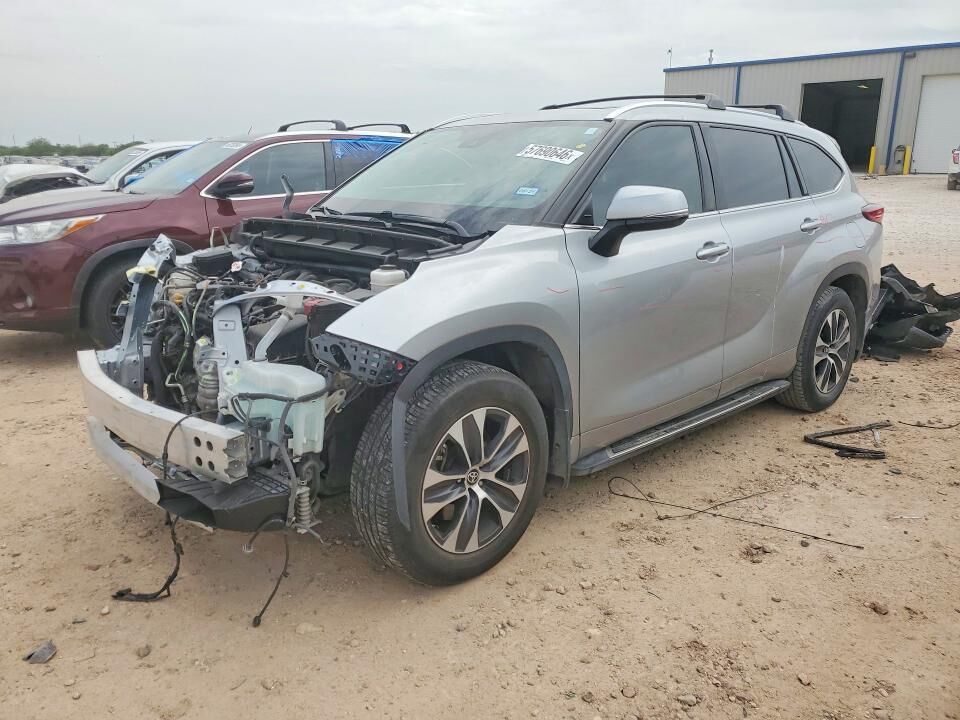 2020 TOYOTA Highlander