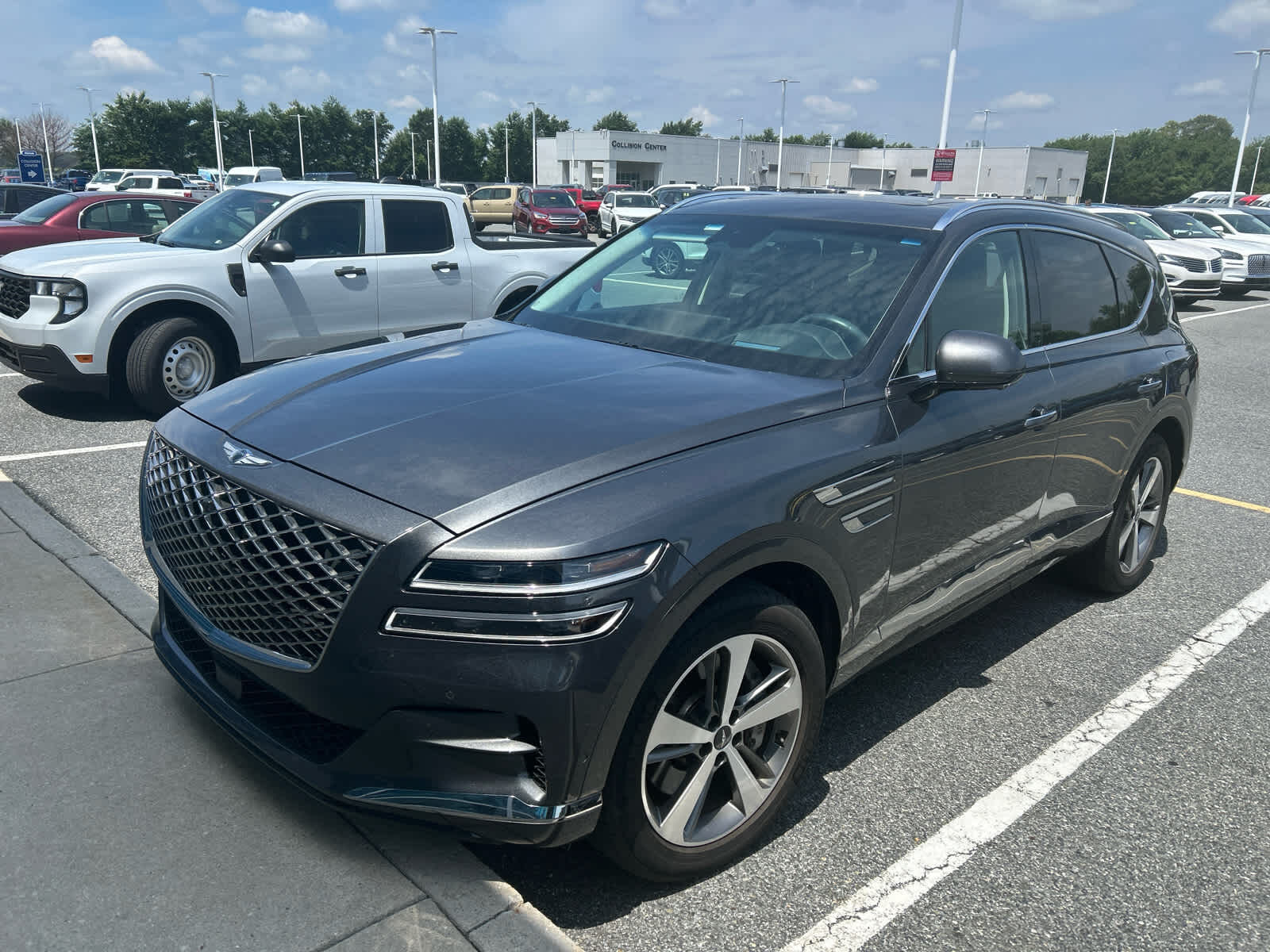 2023 GENESIS GV80