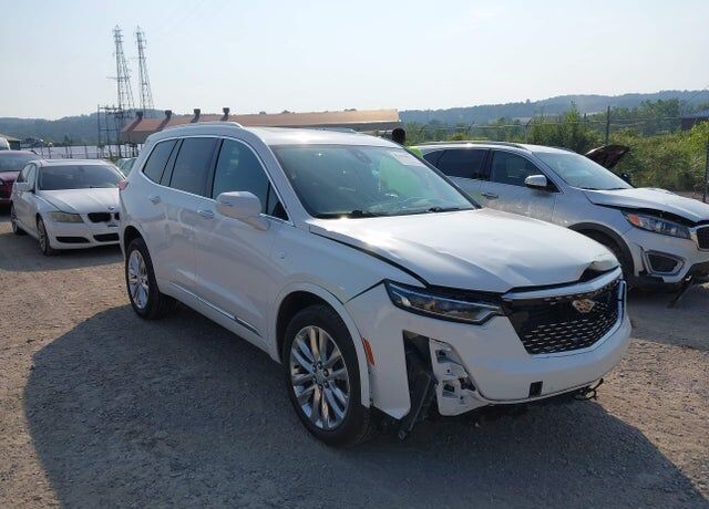2021 CADILLAC XT6