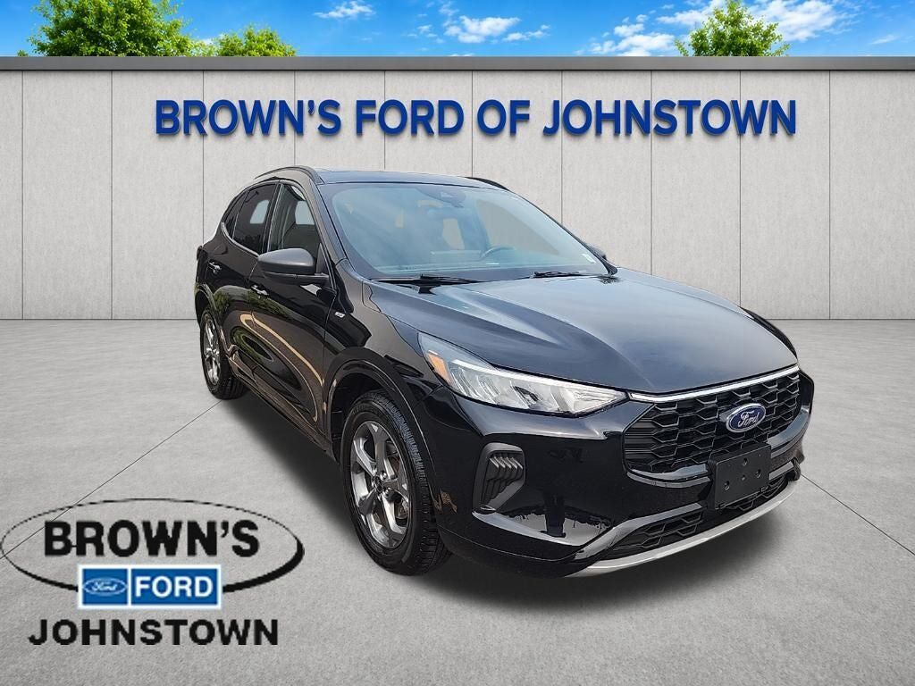 2023 FORD Escape