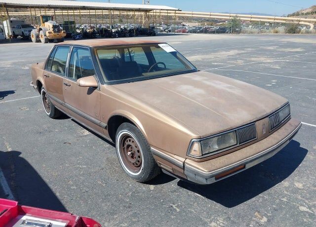 1989 OLDSMOBILE Delta 88