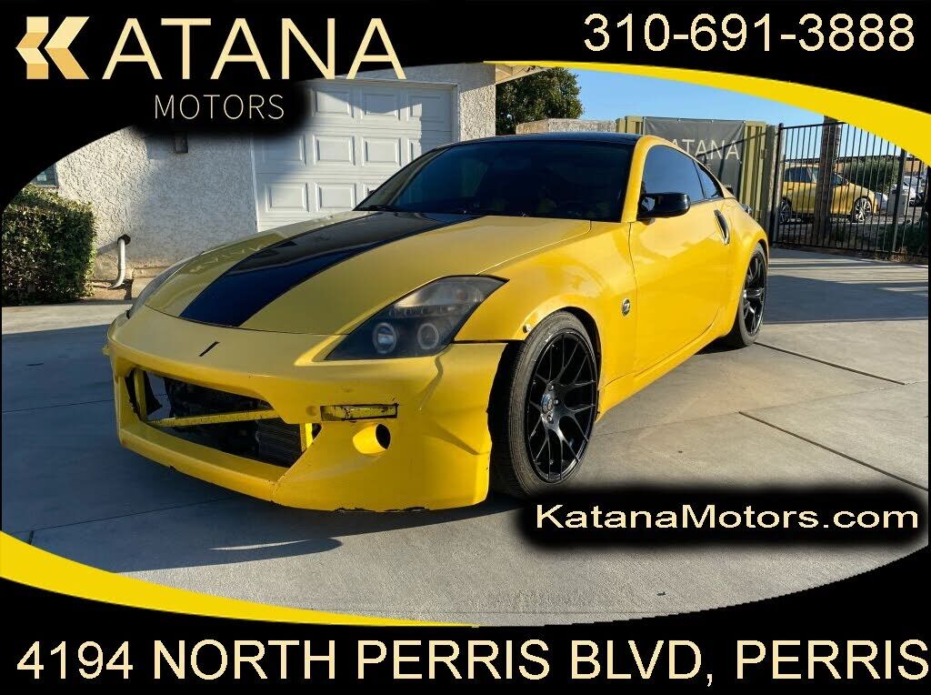 2005 NISSAN 350Z