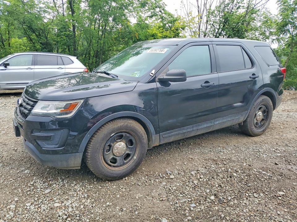 2018 FORD Explorer
