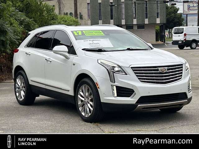 2017 CADILLAC XT5