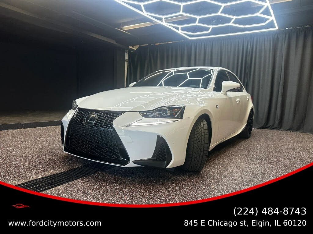 2019 LEXUS IS