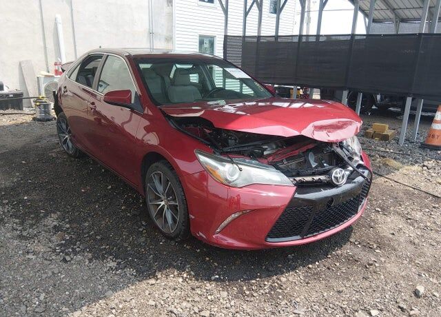 2016 TOYOTA Camry