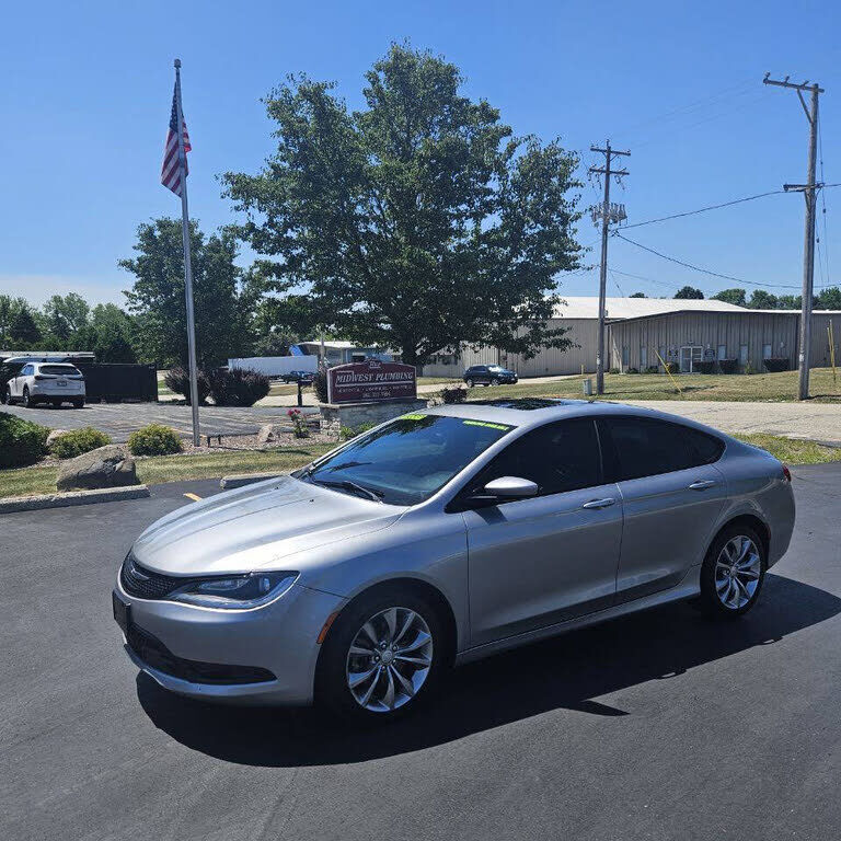 2015 CHRYSLER 200