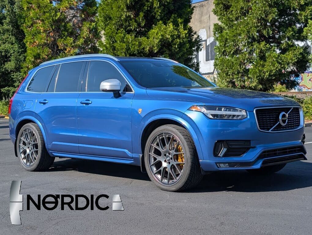2016 VOLVO XC90