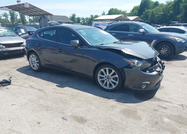 2015 MAZDA Mazda3