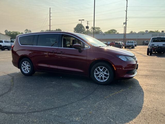 2017 CHRYSLER Pacifica