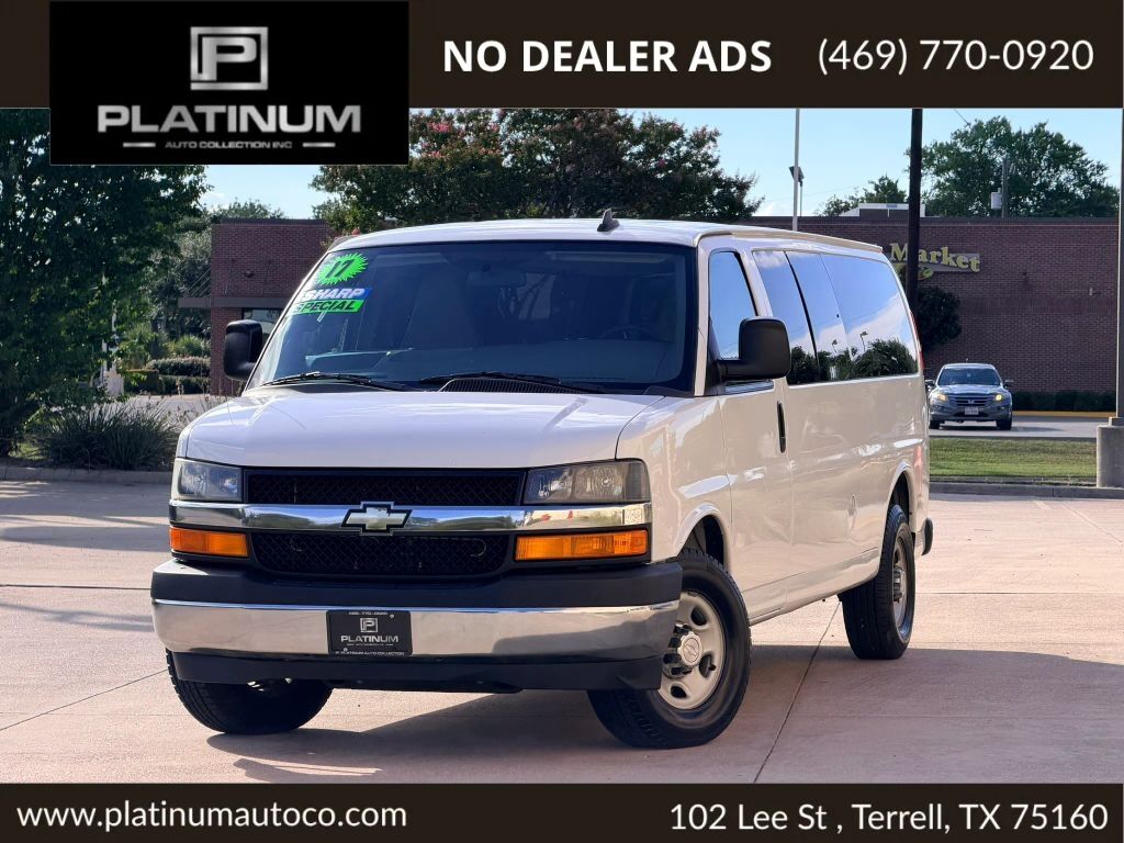 2017 CHEVROLET Express