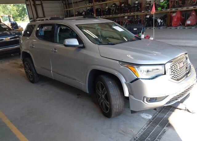 2017 GMC Acadia