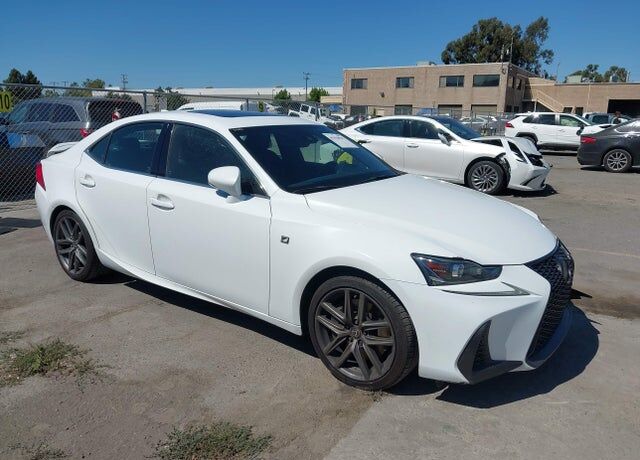 2017 LEXUS IS