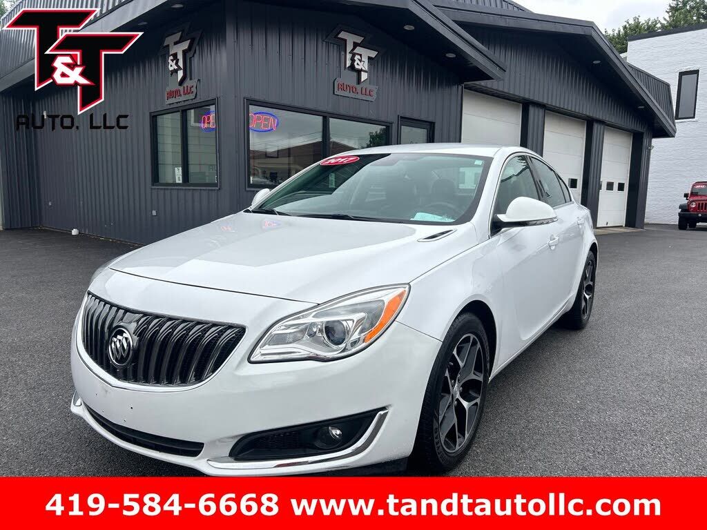 2017 BUICK Regal