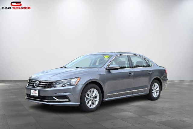 2016 VOLKSWAGEN Passat