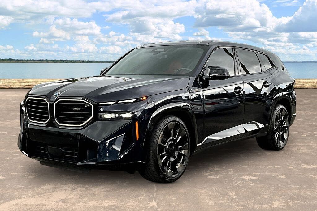 2023 BMW XM