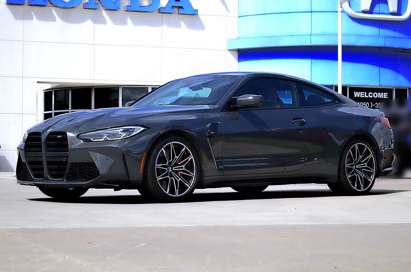 2022 BMW M4
