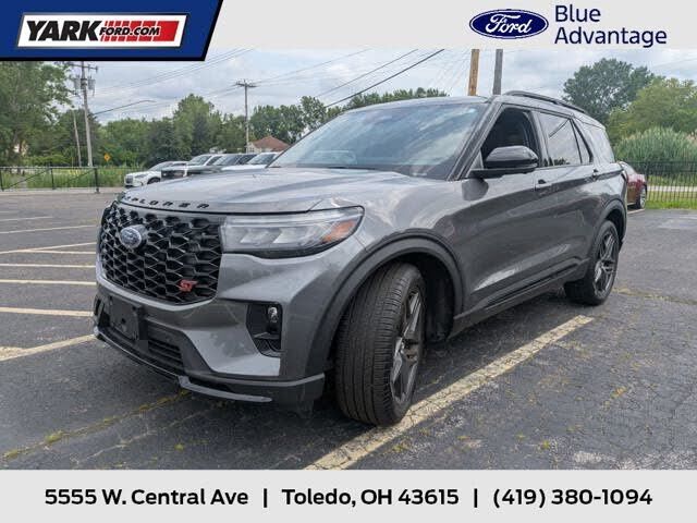 2025 FORD Explorer