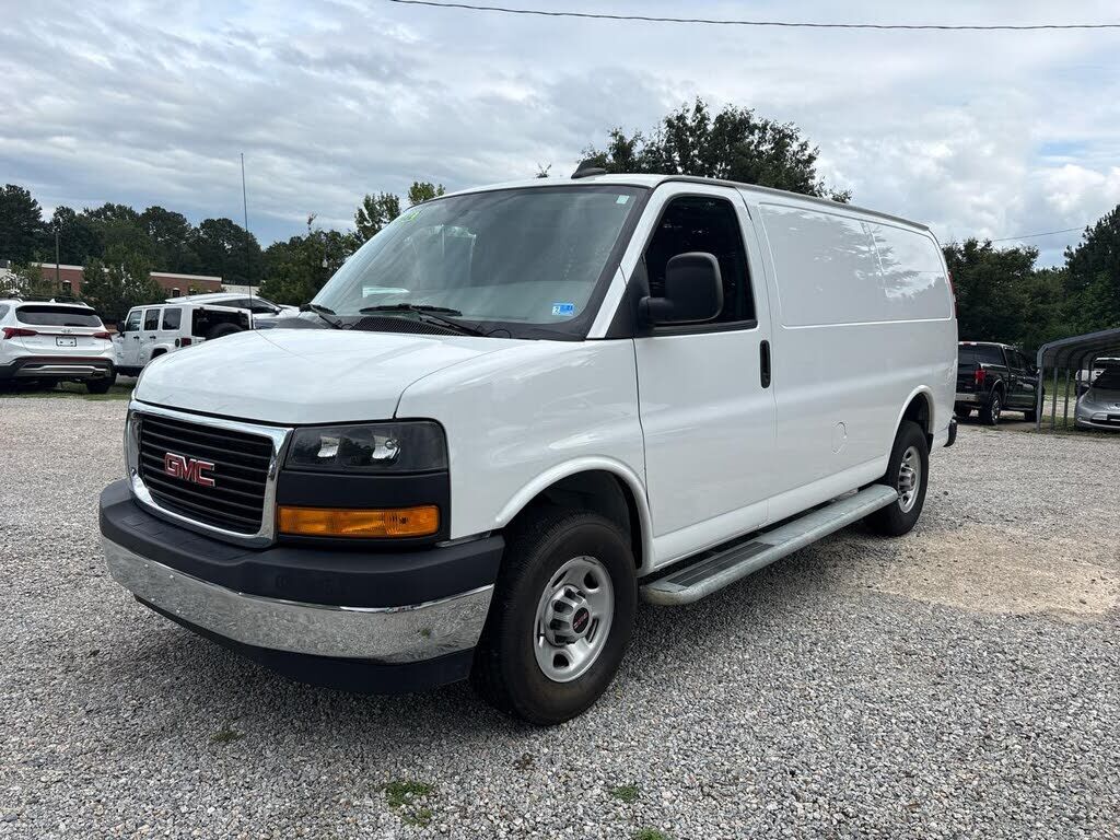2024 GMC Savana