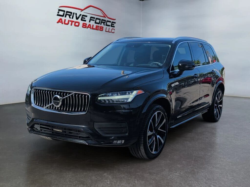 2022 VOLVO XC90