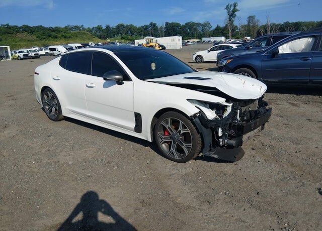 2021 KIA Stinger