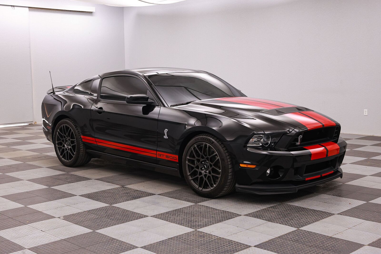 2013 FORD Mustang