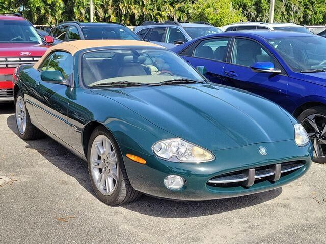 2002 JAGUAR XK8