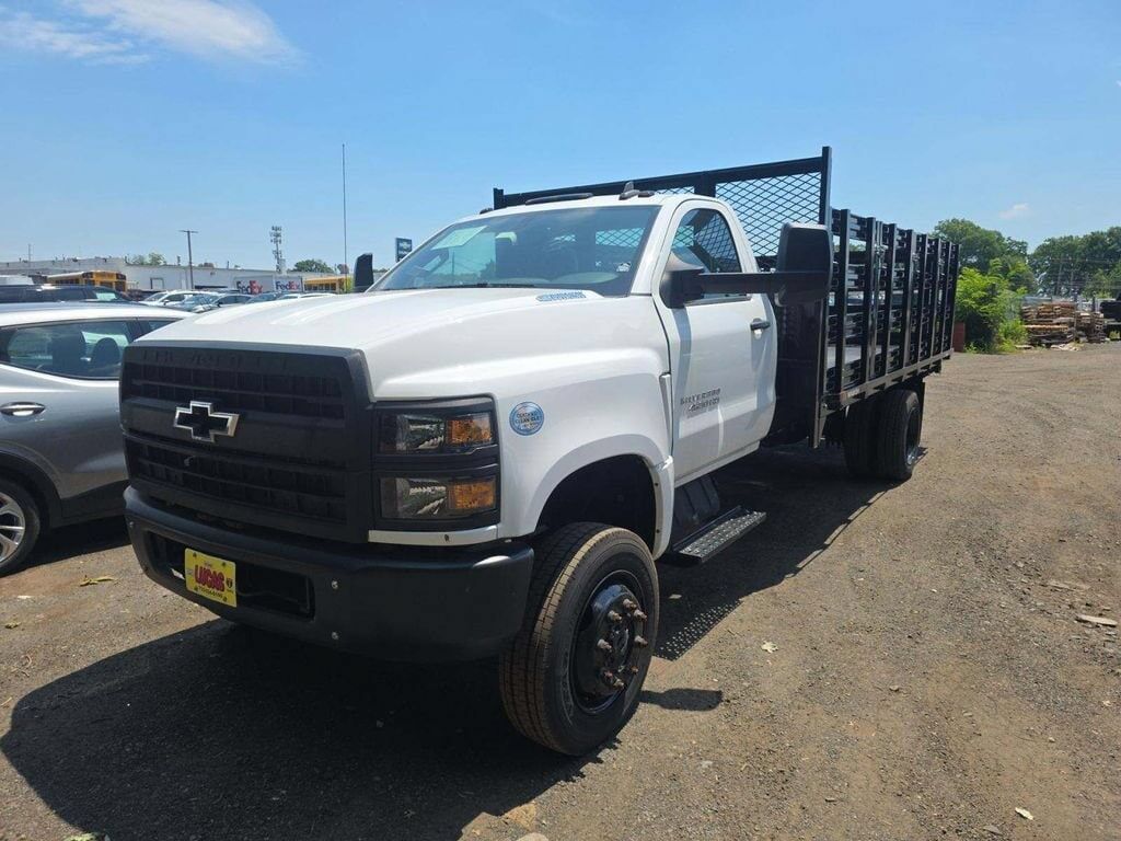 2023 GMC Silverado Medium Duty