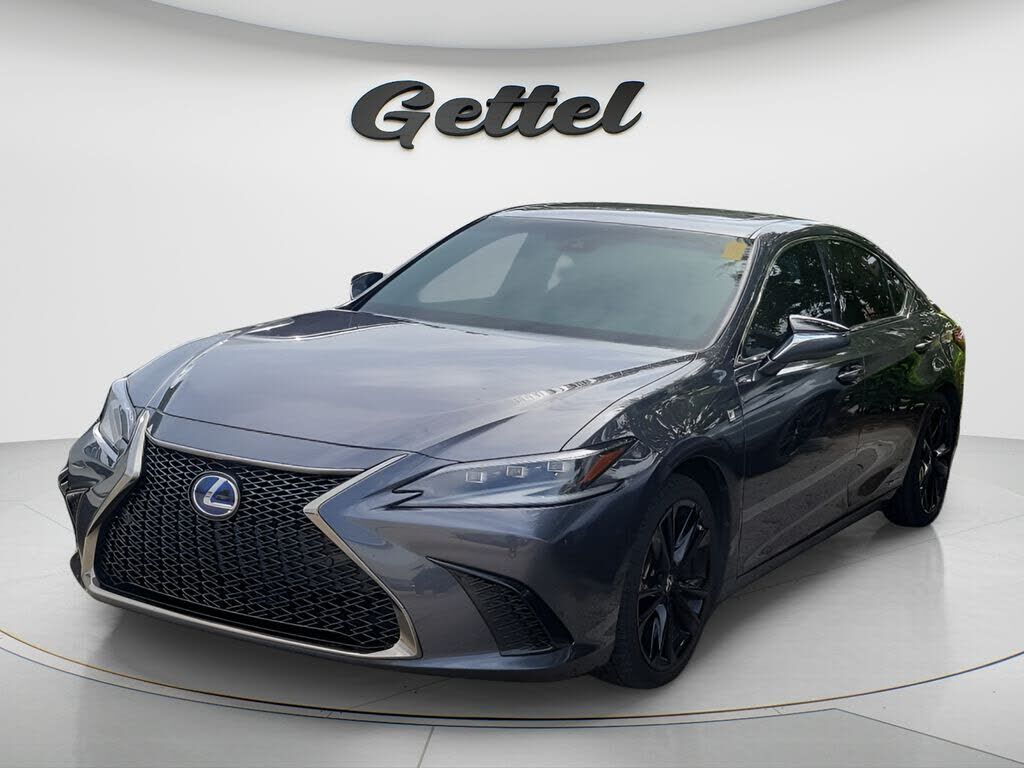 2022 LEXUS ES