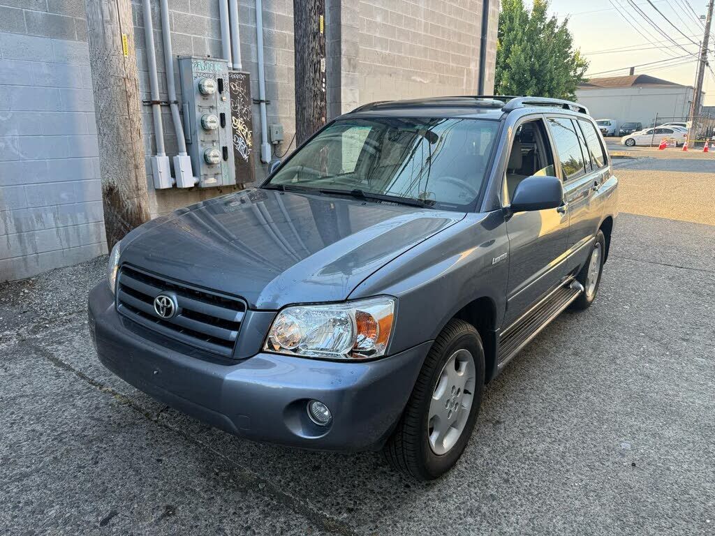 2004 TOYOTA Highlander