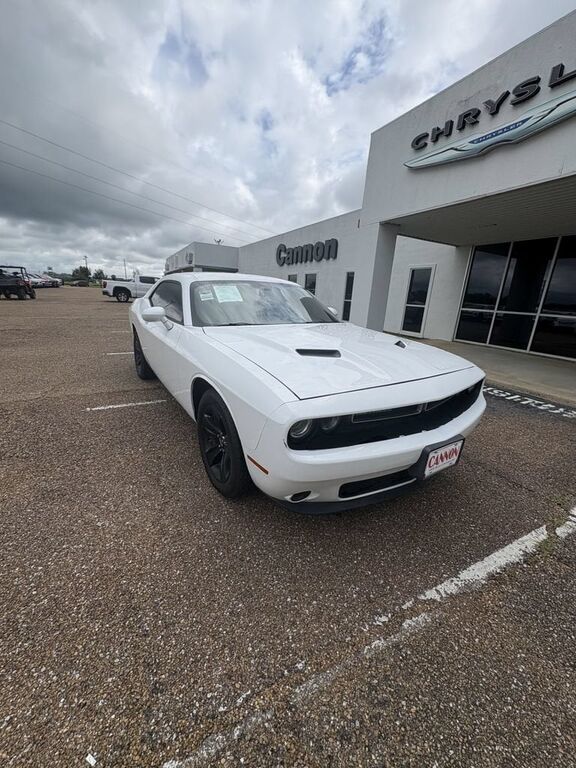 2016 DODGE Challenger