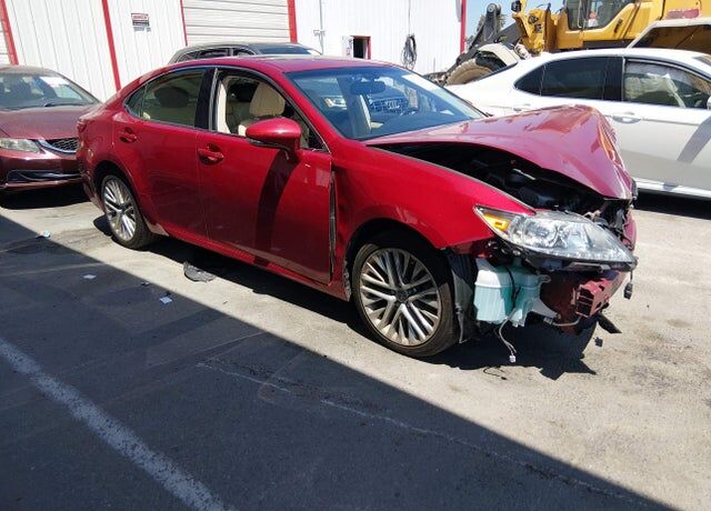 2013 LEXUS ES