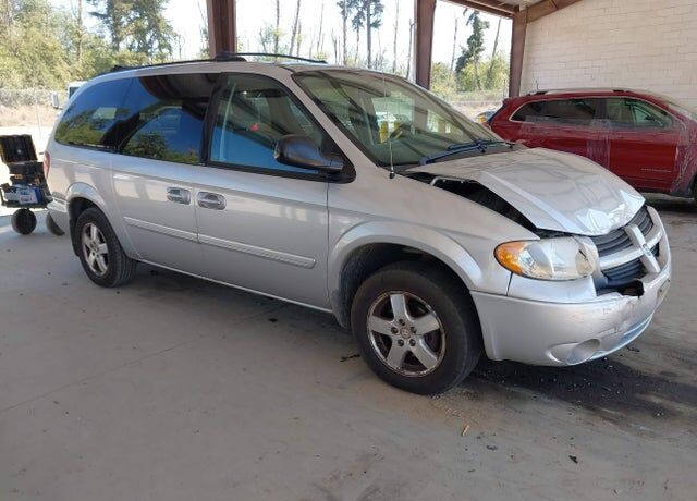 2005 DODGE Caravan