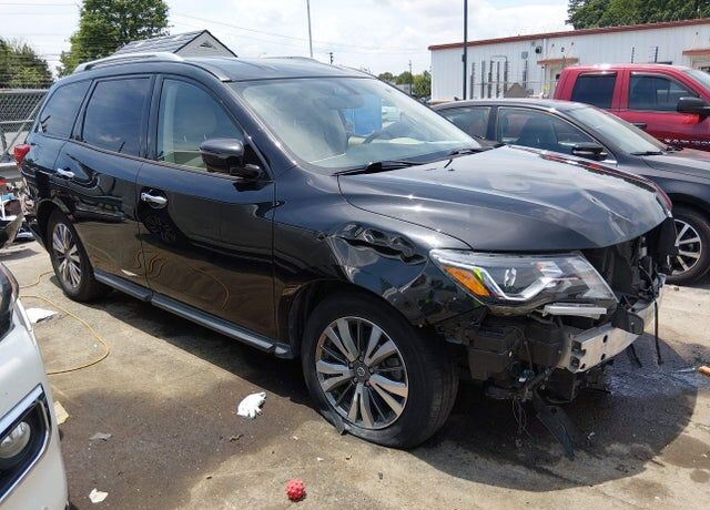 2019 NISSAN Pathfinder