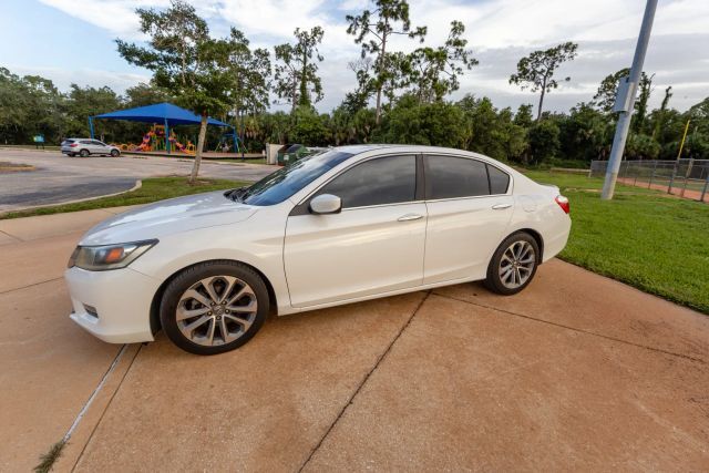 2013 HONDA Accord
