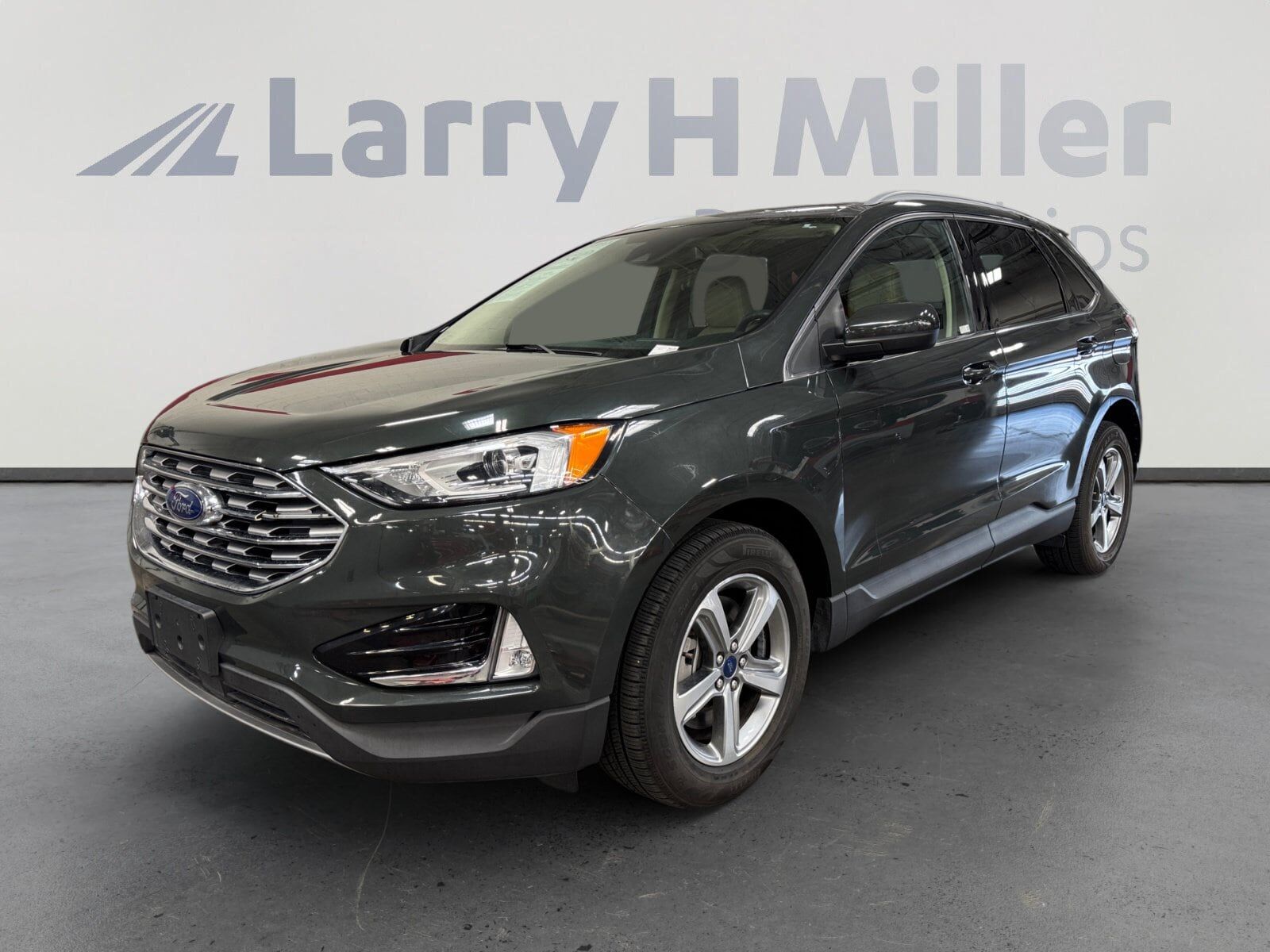 2022 FORD Edge