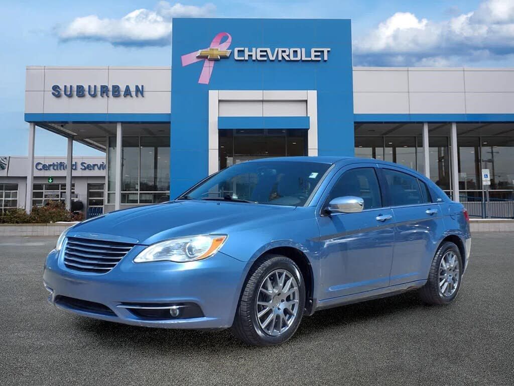 2011 CHRYSLER 200