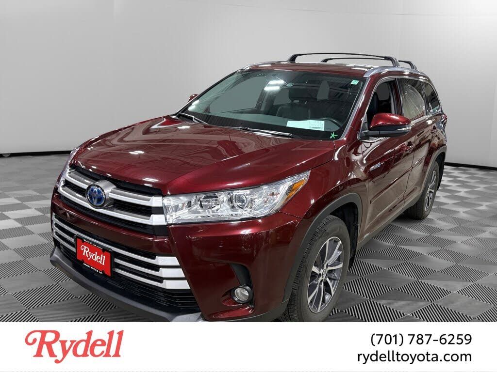 2019 TOYOTA Highlander
