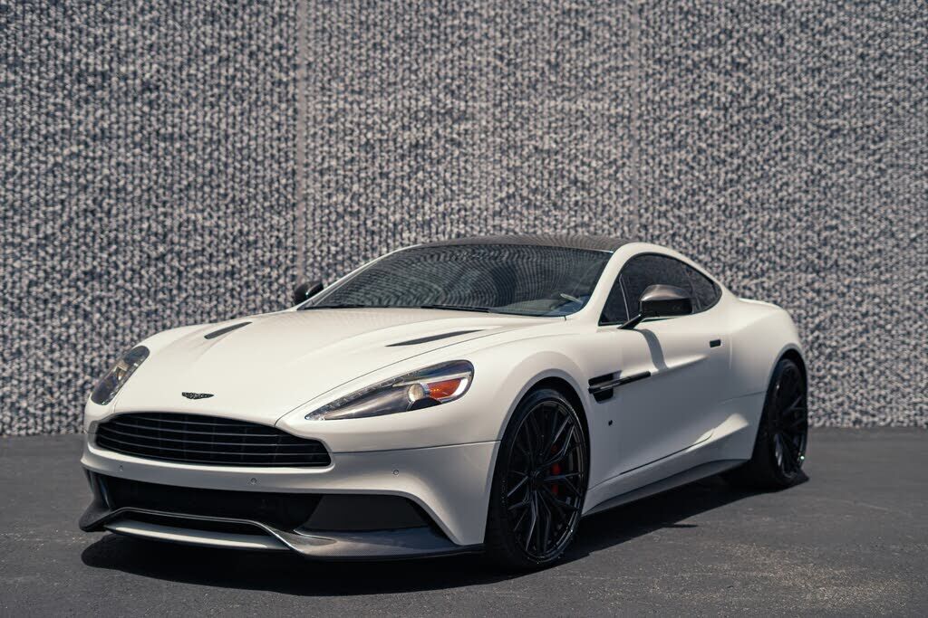 Aston Martin Vanquish