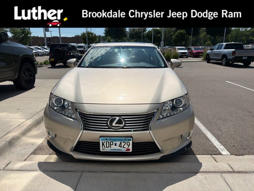 2015 LEXUS ES