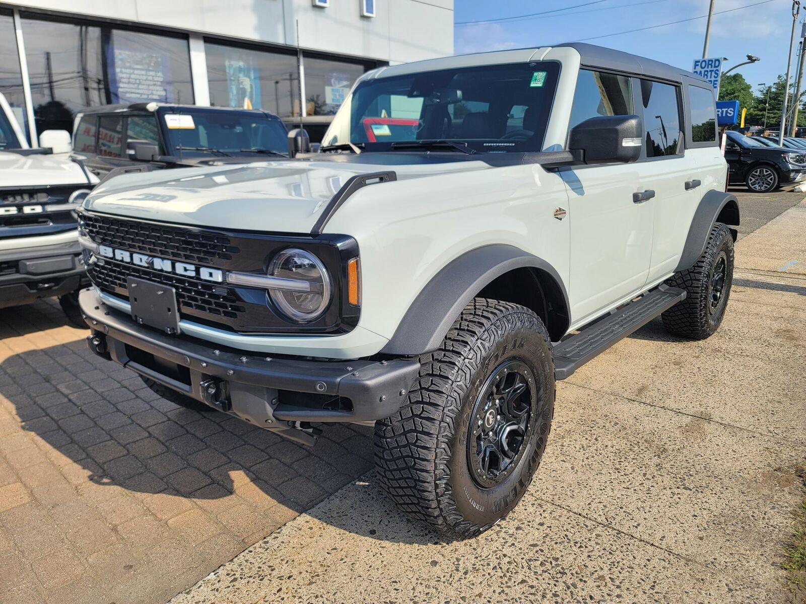 2024 FORD Bronco