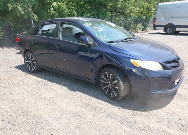 2011 TOYOTA Corolla