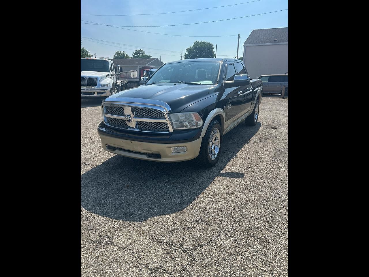 2011 DODGE Ram