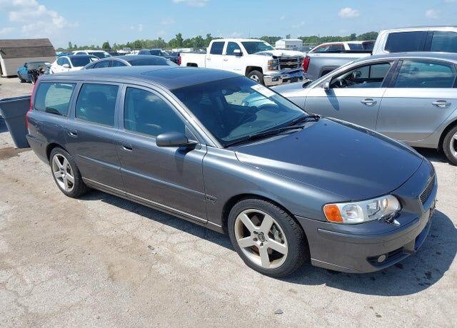 2006 VOLVO V70