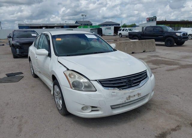 2012 NISSAN Altima