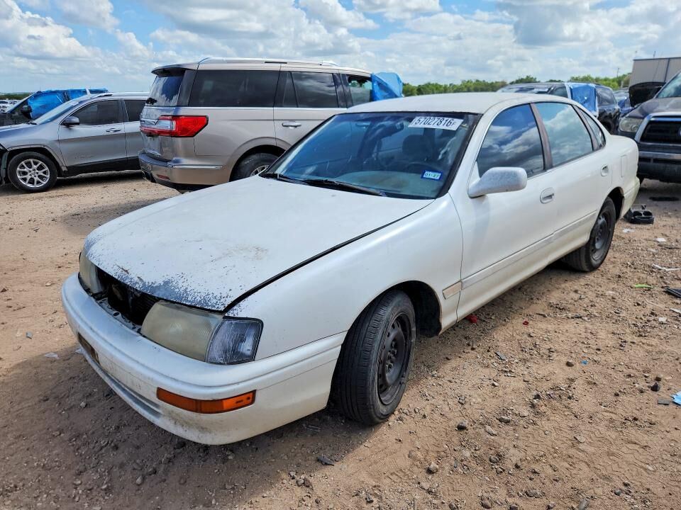 1996 TOYOTA Avalon